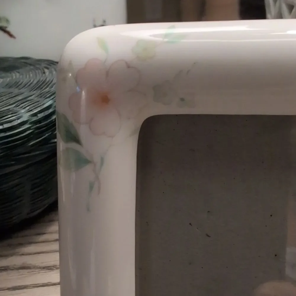Vintage Floral Ceramic Photo Frame